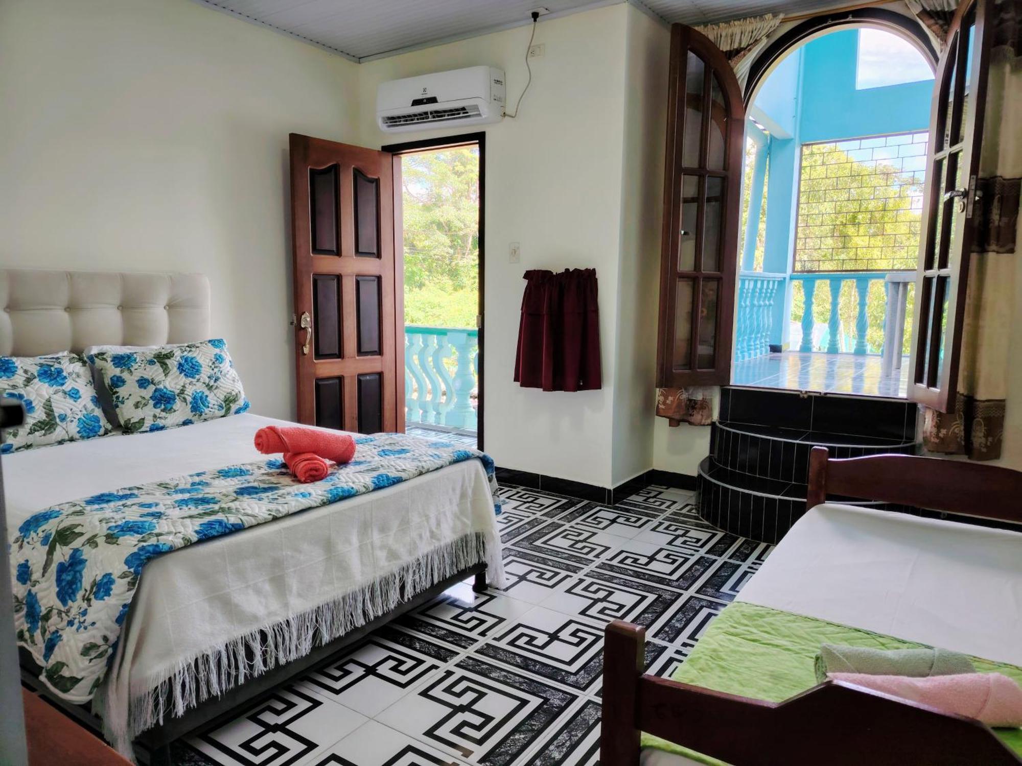 Hotel Alto Amazonas Летісія Екстер'єр фото